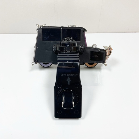 NEW Halloween 2024 HEARSE Projector Wallflower Plug-In Bath & Body Works - Picture 4 of 4